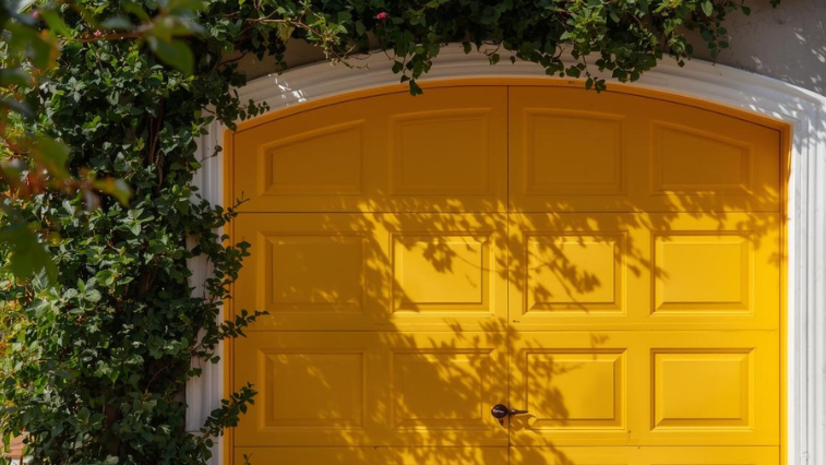 peinture porte de garage acier 